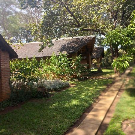 Barefoot Lodge And Safaris - Malawi ليلونغوي المظهر الخارجي الصورة